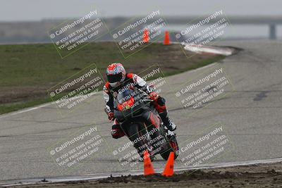 media/Nov-29-2025-TrackDaz (Sat) [[10ae2d9bce]]/A Group/Session 3 (Outside Grapevine)/